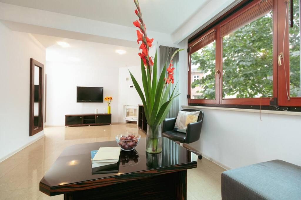Apartment In The Heart Of Warsaw! Kültér fotó