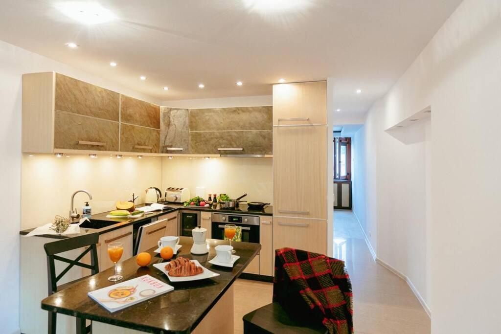 Apartment In The Heart Of Warsaw! Kültér fotó