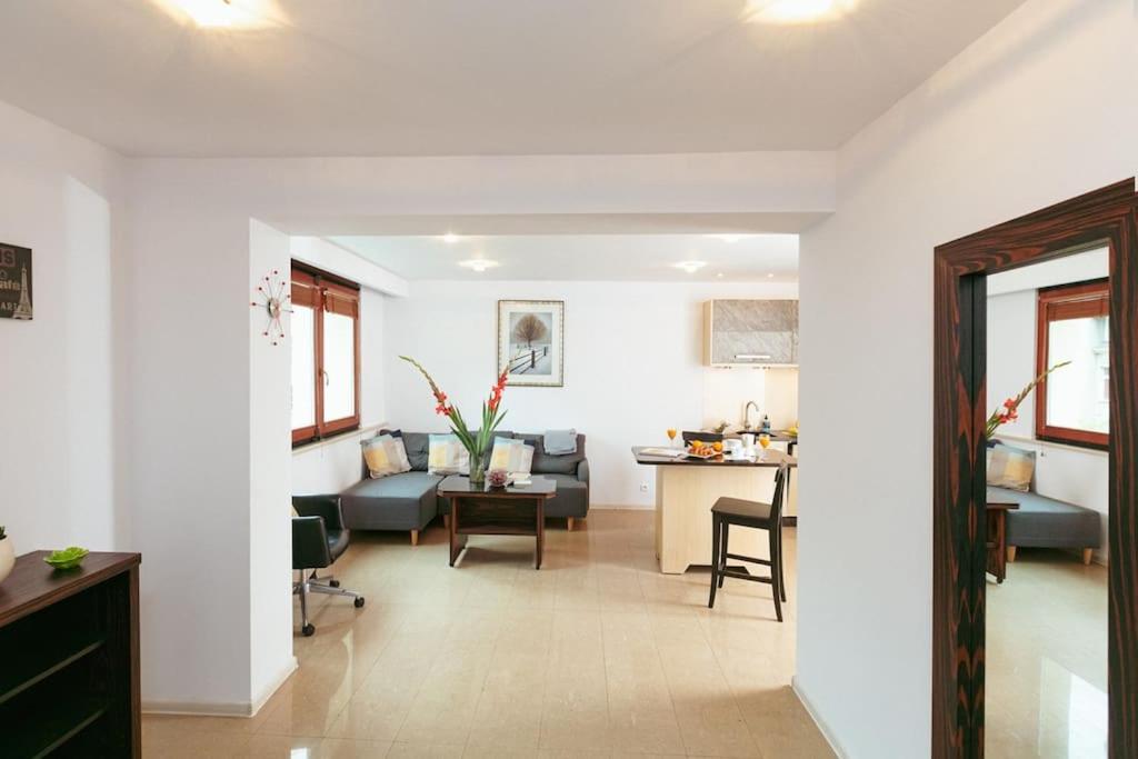 Apartment In The Heart Of Warsaw! Kültér fotó