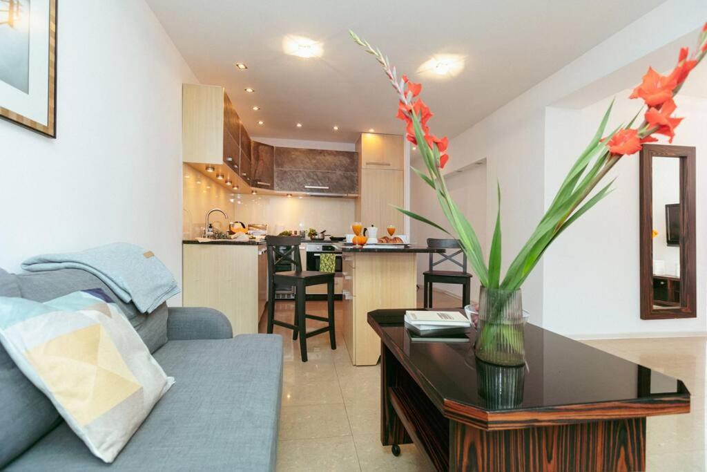 Apartment In The Heart Of Warsaw! Kültér fotó